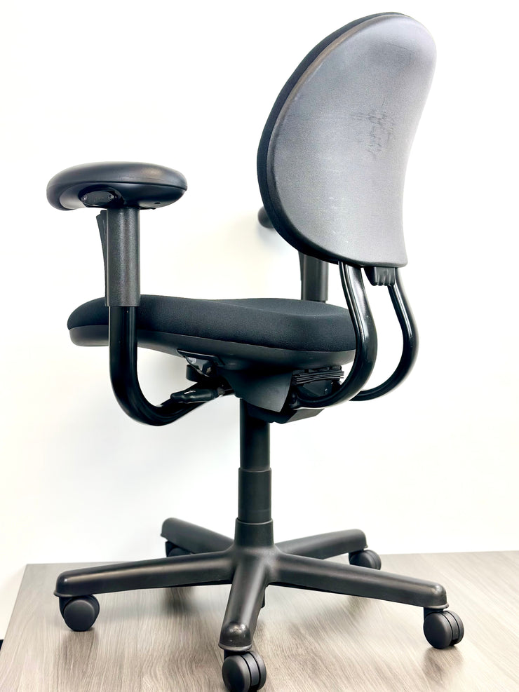 Steelcase Criterion - Black on Black - Mid Back - Fully Featured - Open Box