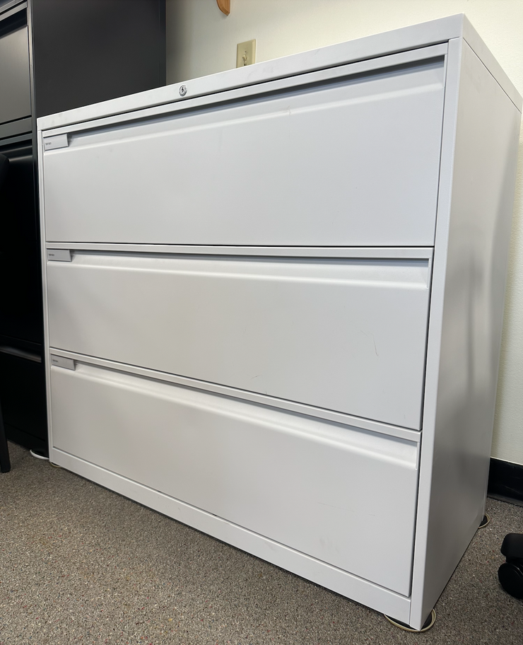 Teknion - 3 Drawer Lateral - 42" W - w/ Keys - White - Pre-Owned