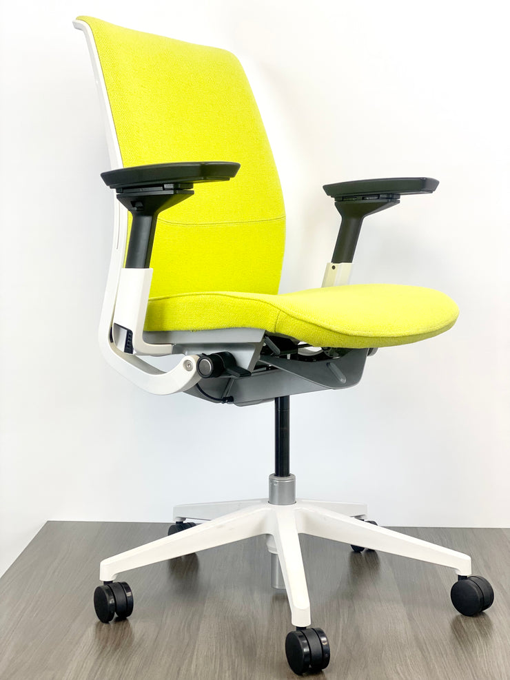 Steelcase - Think Chair- Fully Featured w/ 4D Arms - Brand New Open Box