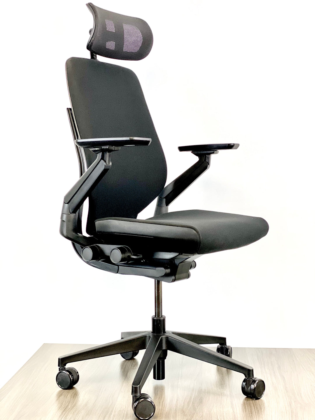 Amazon.com: Steelcase Gesture Office Chair - Ergonomic Work